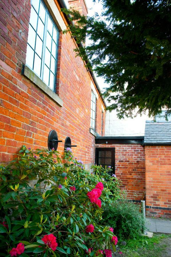 The Spotted Cow Hotel Belper Exterior foto